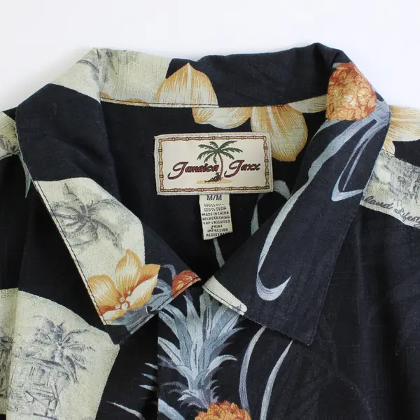 Jamaica Jaxx Men's M 100% Silk Floral Button Up Casual Hawaiian Shirt