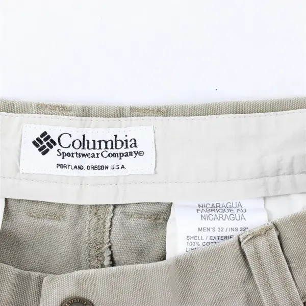 Columbia Men's 32x32 Beige Chino Hiking/Fishing Zipper Pocket Outdoor Pants