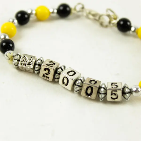 Yellow & Black Beaded Silver-Tone Stretch Bracelet 2005 Small 5.5"