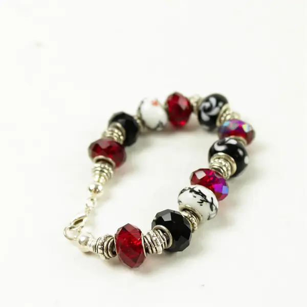 7" Glass & Metal Bead Bracelet Silver Red Black White