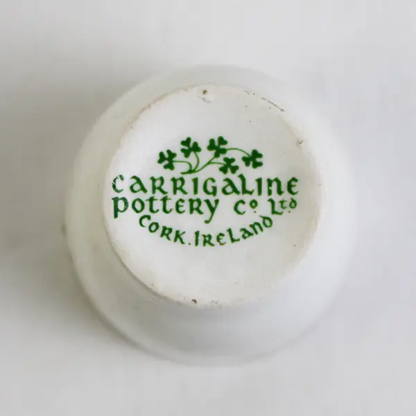 Carrigaline Irish Pottery Shamrock "From Ireland" With Gold Trim Small Cup Decor