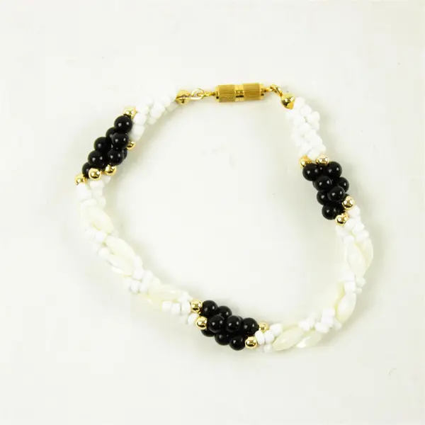7" Twisted Black & White Beaded Bracelet Gold-Tone Clasp