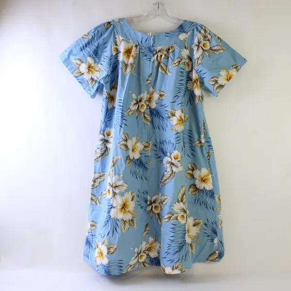 Two Palms Women's M Blue Hibiscus Made in Hawaii Short Sleeve Muumuu Dress