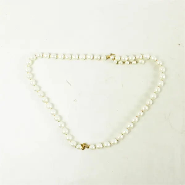 Vintage Trifari Gold-Tone Faux Pearl Necklace 13.5" 