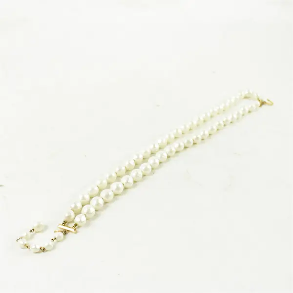 Vintage Trifari Gold-Tone Faux Pearl Necklace 13.5" 
