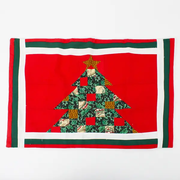 Lot Of 6 American Pacific Red/Green Christmas Tree Fabric Placemats 12.5" x 19"