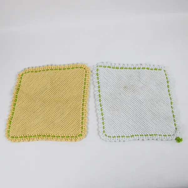 Lot Of 2 Unbranded Matching White/Cream Square Knit Hand Towel 10" x 10.5"