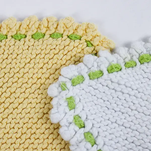 Lot Of 2 Unbranded Matching White/Cream Square Knit Hand Towel 10" x 10.5"