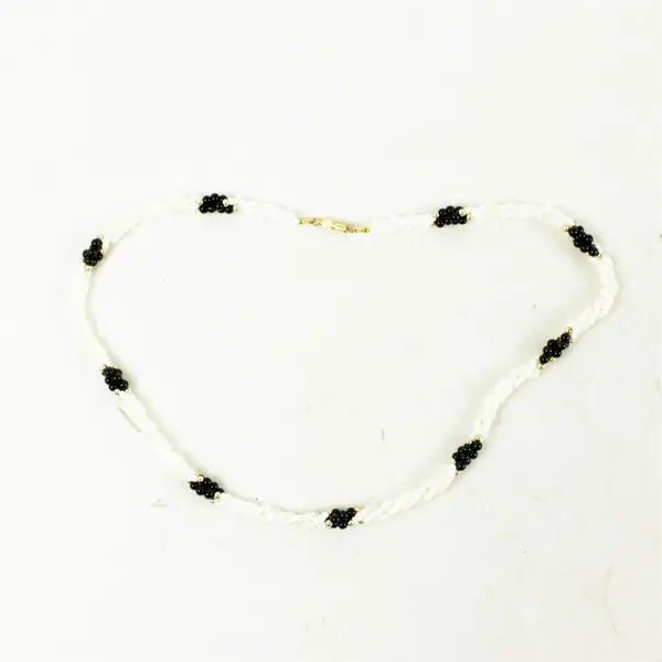 10.5" Twisted Multi-Strand White & Black Bead Necklace