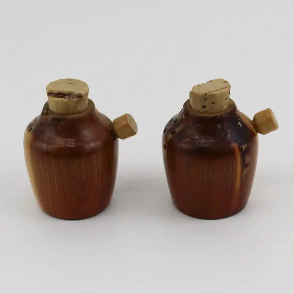 Big Basin California Souvenir Myrtlewood Salt & Pepper Shakers Moonshine Jugs