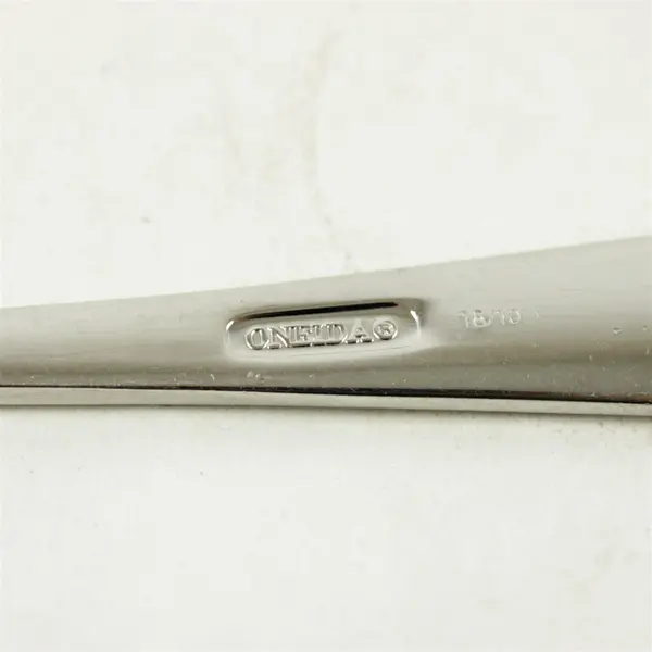 Lot of 2 Oneida Moda Medium Solid Stainless Cold Meat Serving Forks 9in