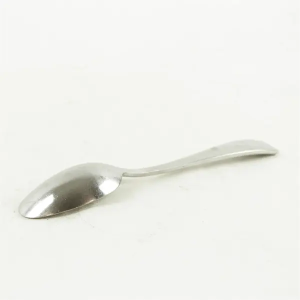 Lot of 7 Oneida MODA Stainless Oval Soup Spoons