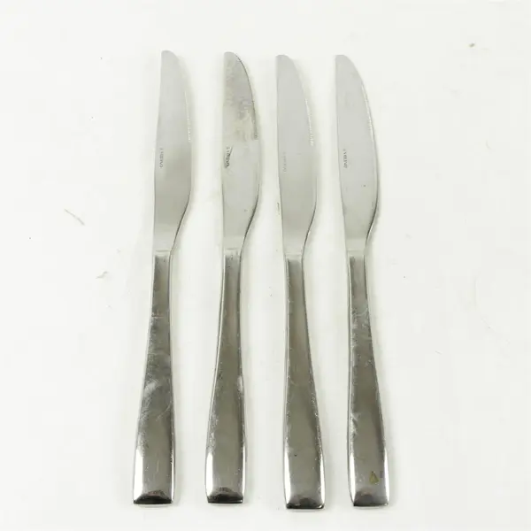 Lot of 4 Oneida Moda Stainless Steel Modern Knives