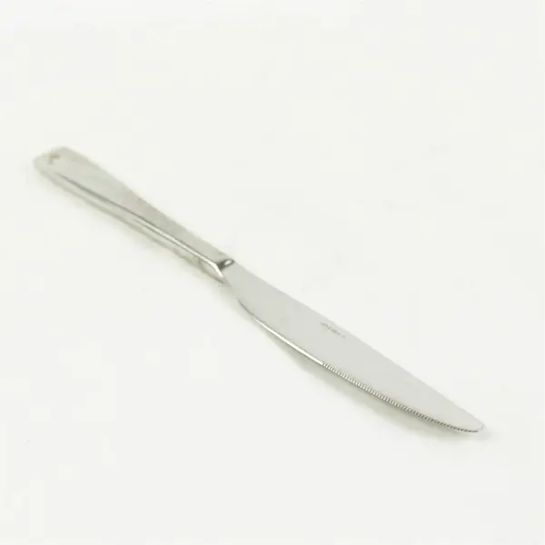 Lot of 4 Oneida Moda Stainless Steel Modern Knives