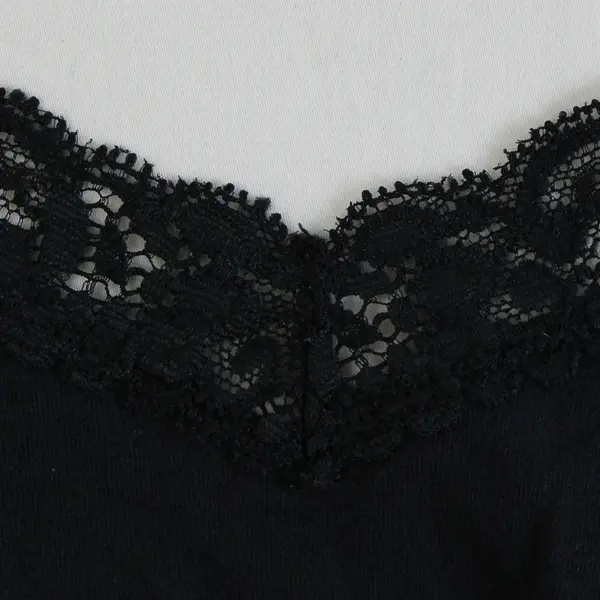 Steve Women's M Black Lacy Trim Neck and Straps Camisole Tank Top Y2K