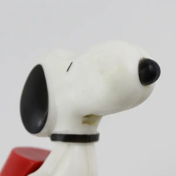 1966 United Feature Syndicate SNOOPY W/ Dog Bowl Plastic Pencil Sharpener