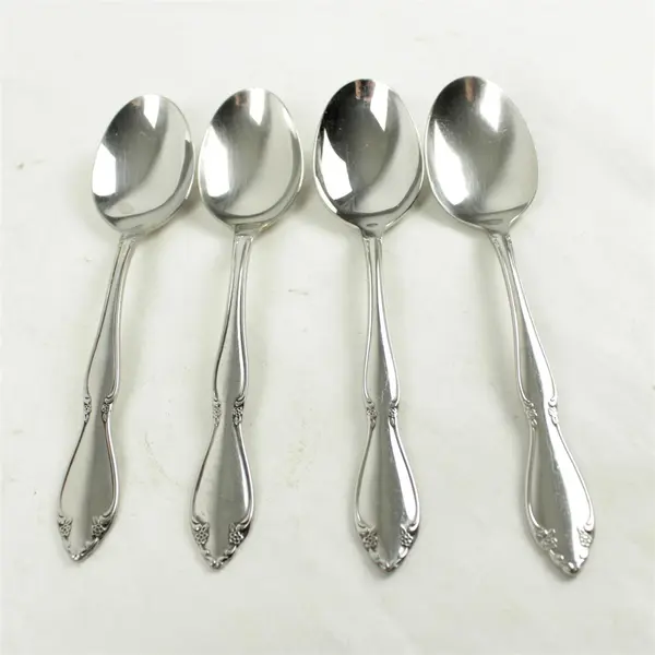 Lot of 4 Oneida Berkeley Square Stainless Oval Soup Spoons