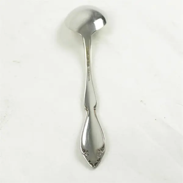 Lot of 4 Oneida Berkeley Square Stainless Oval Soup Spoons
