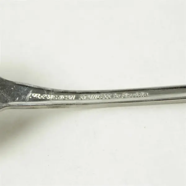 Lot of 2 Oneida Briarwood Stainless Iced Tea Spoons 7.5in