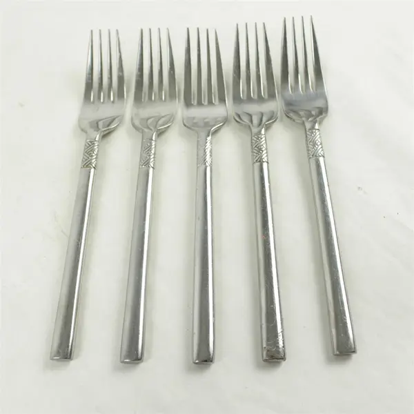 Lot of 5 Hampton Silversmiths HSV175 Stainless Salad Forks