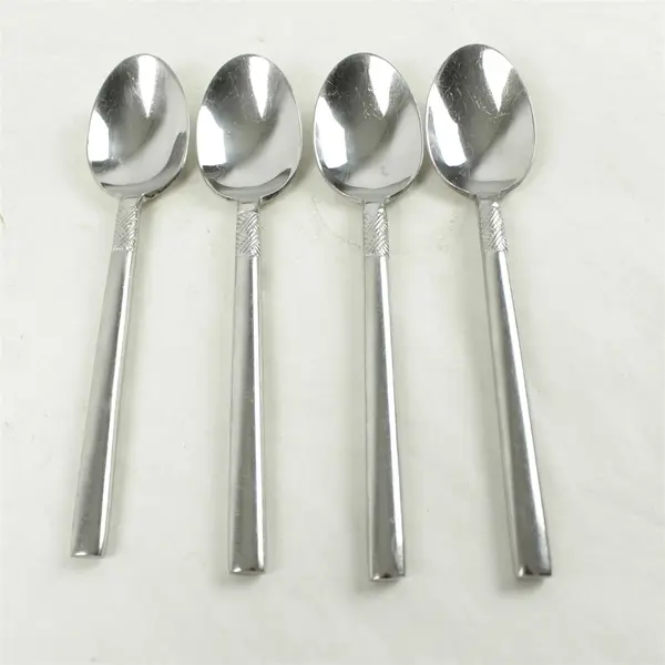 Lot of 4 Hampton Silversmiths HSV175 Stainless Teaspoons 6.5"
