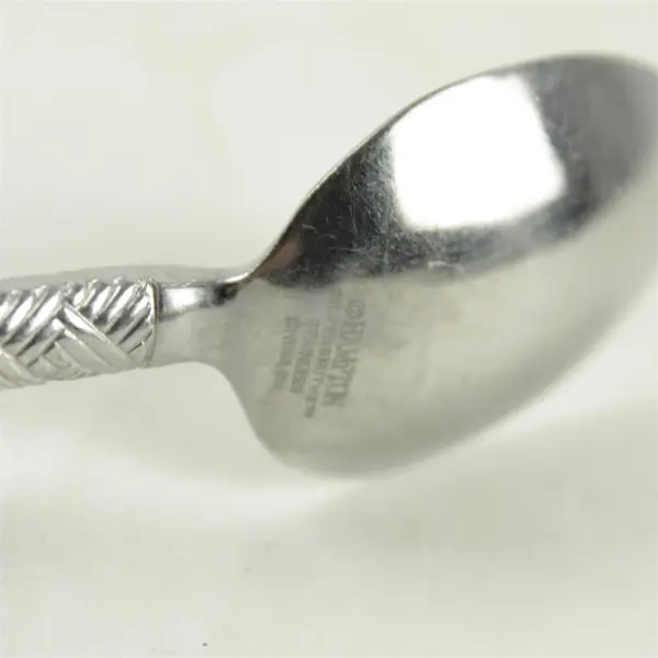 Lot of 4 Hampton Silversmiths HSV175 Stainless Teaspoons 6.5"