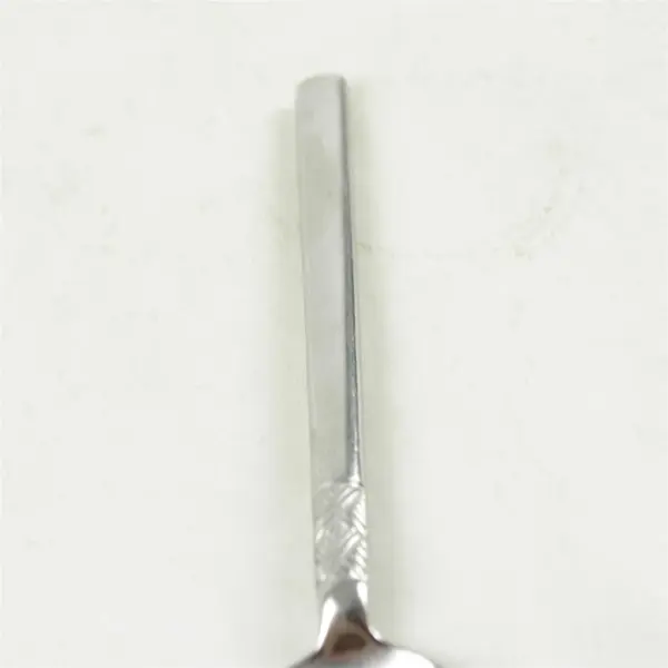 Lot of 4 Hampton Silversmiths HSV175 Stainless Teaspoons 6.5"