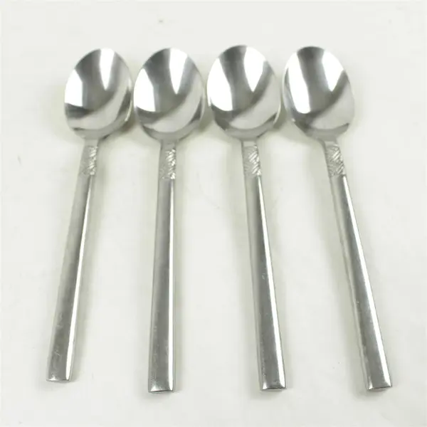 Lot of 4 Hampton Silversmiths HSV175 Stainless Place/Oval Soup Spoons