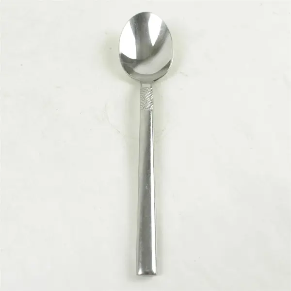 Lot of 4 Hampton Silversmiths HSV175 Stainless Place/Oval Soup Spoons