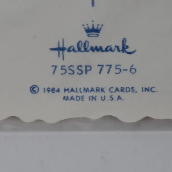 VTG 1984 Hallmark Send A Sticker Postcard Alien-Themed