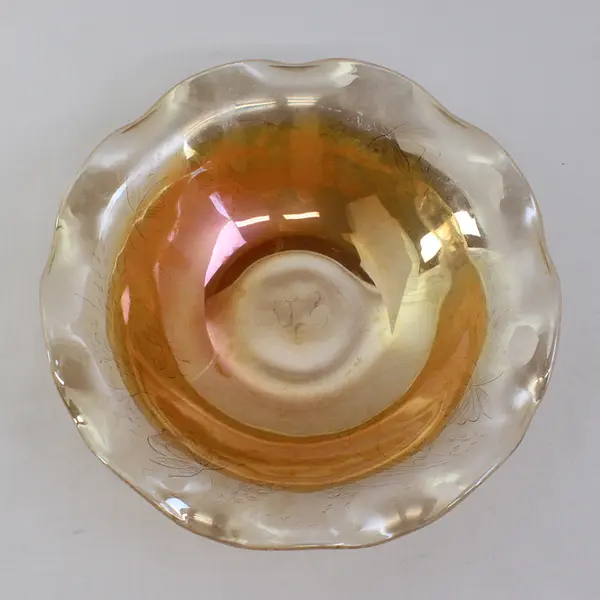 Jaennette Floragold Loisa Patterned Carnival Glass Decorative Serving Bowl 9.75"