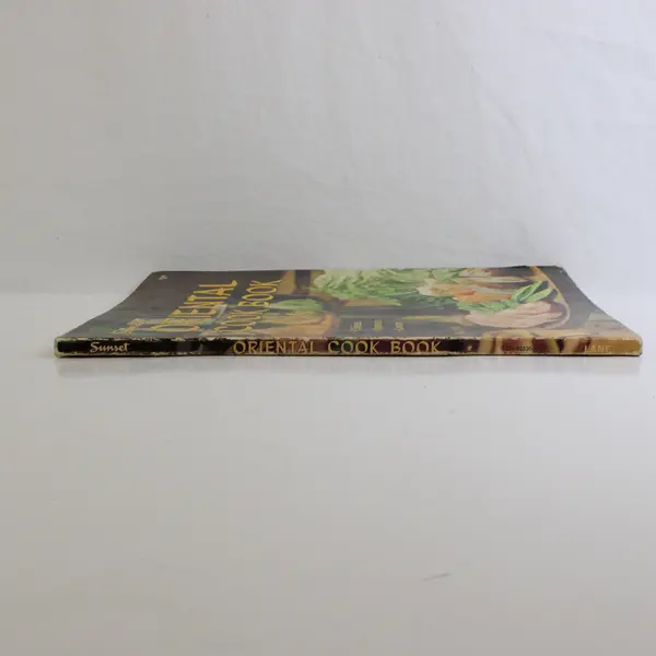 Vintage Sunset Oriental Cook Book Various Authors 14th Printing 1977 Paperback
