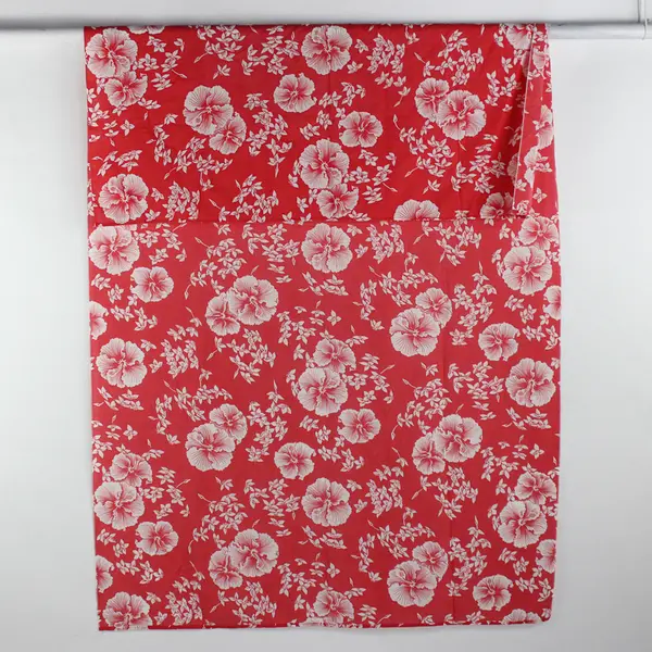 Unbranded Red/White Hibiscus Flower Pattern Fabric Tablecloth 46" x 77"