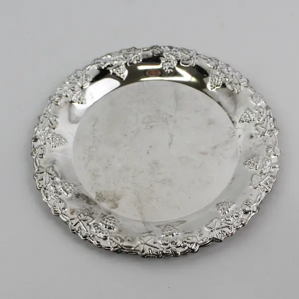 Lot of 2 Silver Plate Dishes From Hong Kong Shell Shape And Grape Cluster Rimmed