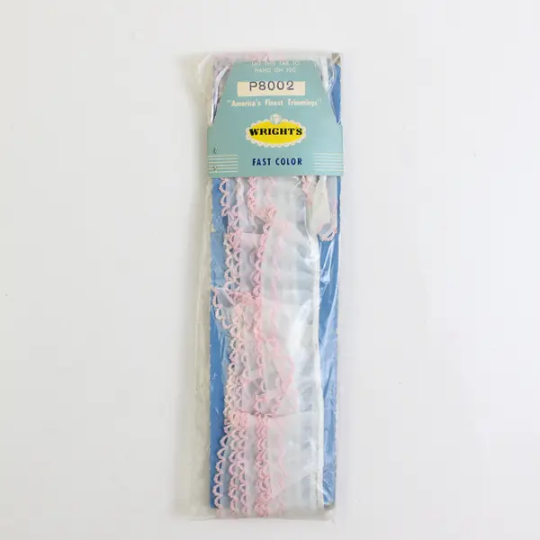 Vintage Wright's Nylon White Pink Scallop Sewing Trim 2.5 Yards 