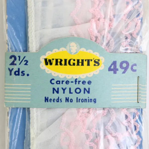 Vintage Wright's Nylon White Pink Scallop Sewing Trim 2.5 Yards 