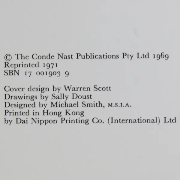 Vogue Australia Cookbook by Sheila Scotter Elizabeth Reeve 1971 Hardcover No DJ