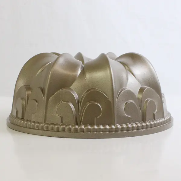 Nordic Ware Graphite Color Fleur De Lis Cast Aluminum Metal Bundt Pan 9.25" Dia