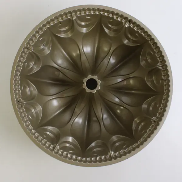 Nordic Ware Graphite Color Fleur De Lis Cast Aluminum Metal Bundt Pan 9.25" Dia