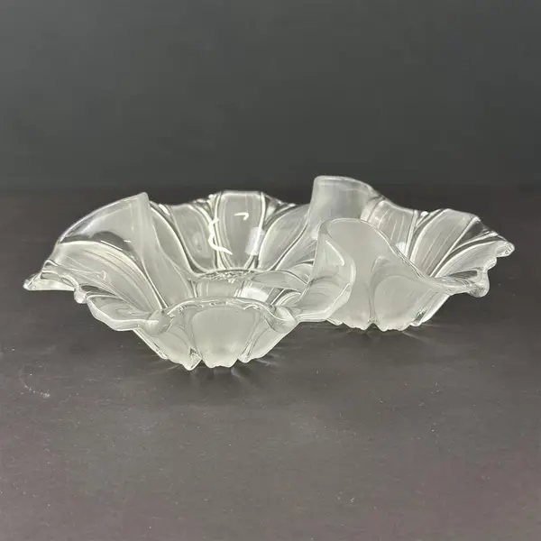 Mikasa Sunflower Crystal Frosted Glass Divided Relish Dish 10"