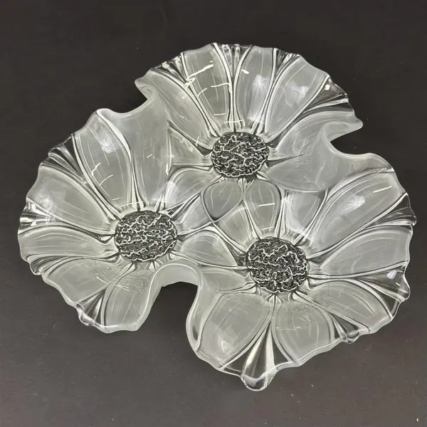 Mikasa Sunflower Crystal Frosted Glass Divided Relish Dish 10"