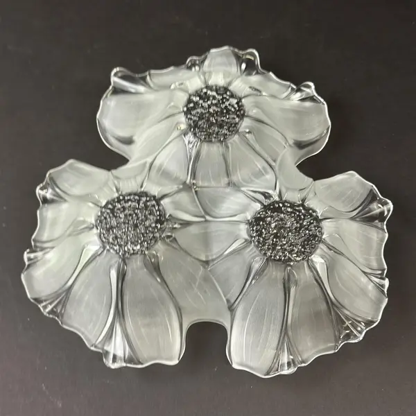 Mikasa Sunflower Crystal Frosted Glass Divided Relish Dish 10"
