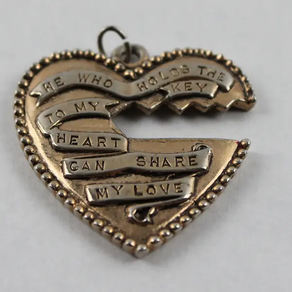 Fashion Jewelry Key To My Heart Charm Pendant with Hook, No Key