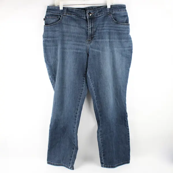 Lee Women's 40Wx30L Medium Wash Relaxed Fit Straight Leg Mid Rise Denim Jeans