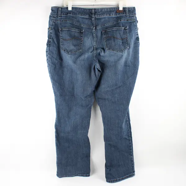 Lee Women's 40Wx30L Medium Wash Relaxed Fit Straight Leg Mid Rise Denim Jeans