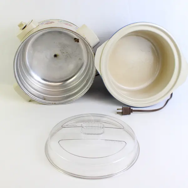 Rival Crock Pot 4 Quart Stoneware Slow Cooker Model 3154 (2 Cook Settings)