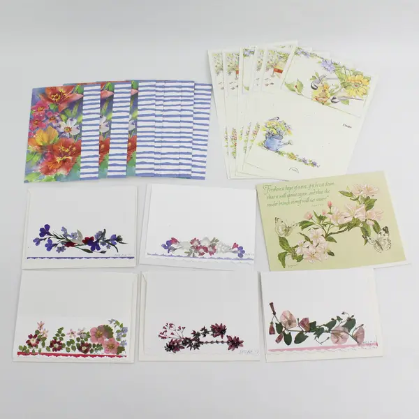 Lot of 37 Floral Design Blank Notecards with Envelopes