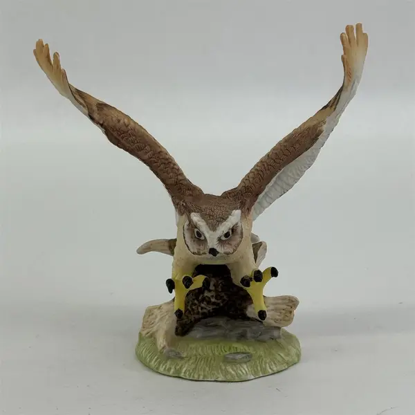 VTG Royal Heritage Great Horned Owl Bisque Porcelain Figurine