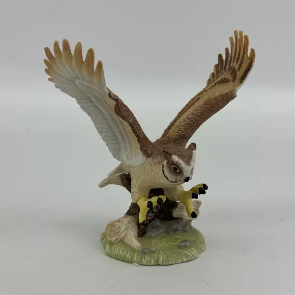 VTG Royal Heritage Great Horned Owl Bisque Porcelain Figurine