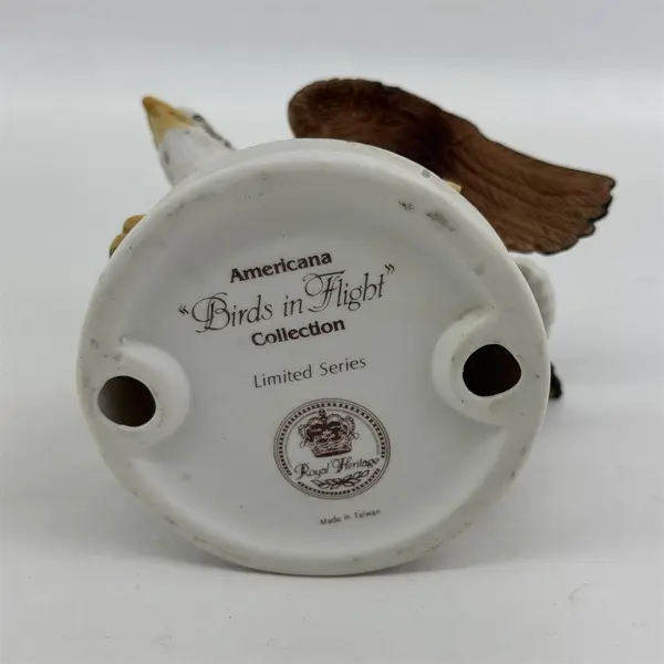 L. E. Royal Heritage Collection Americana Birds In Flight Bald Eagle